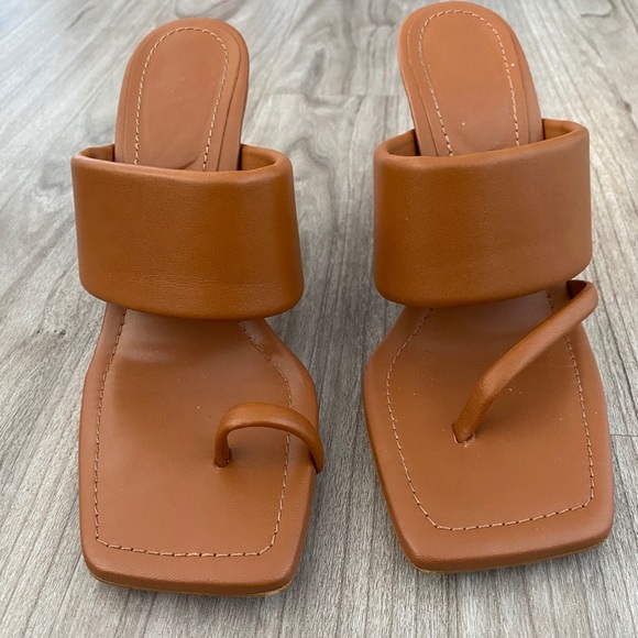 Zara heels - Picture 3 of 3